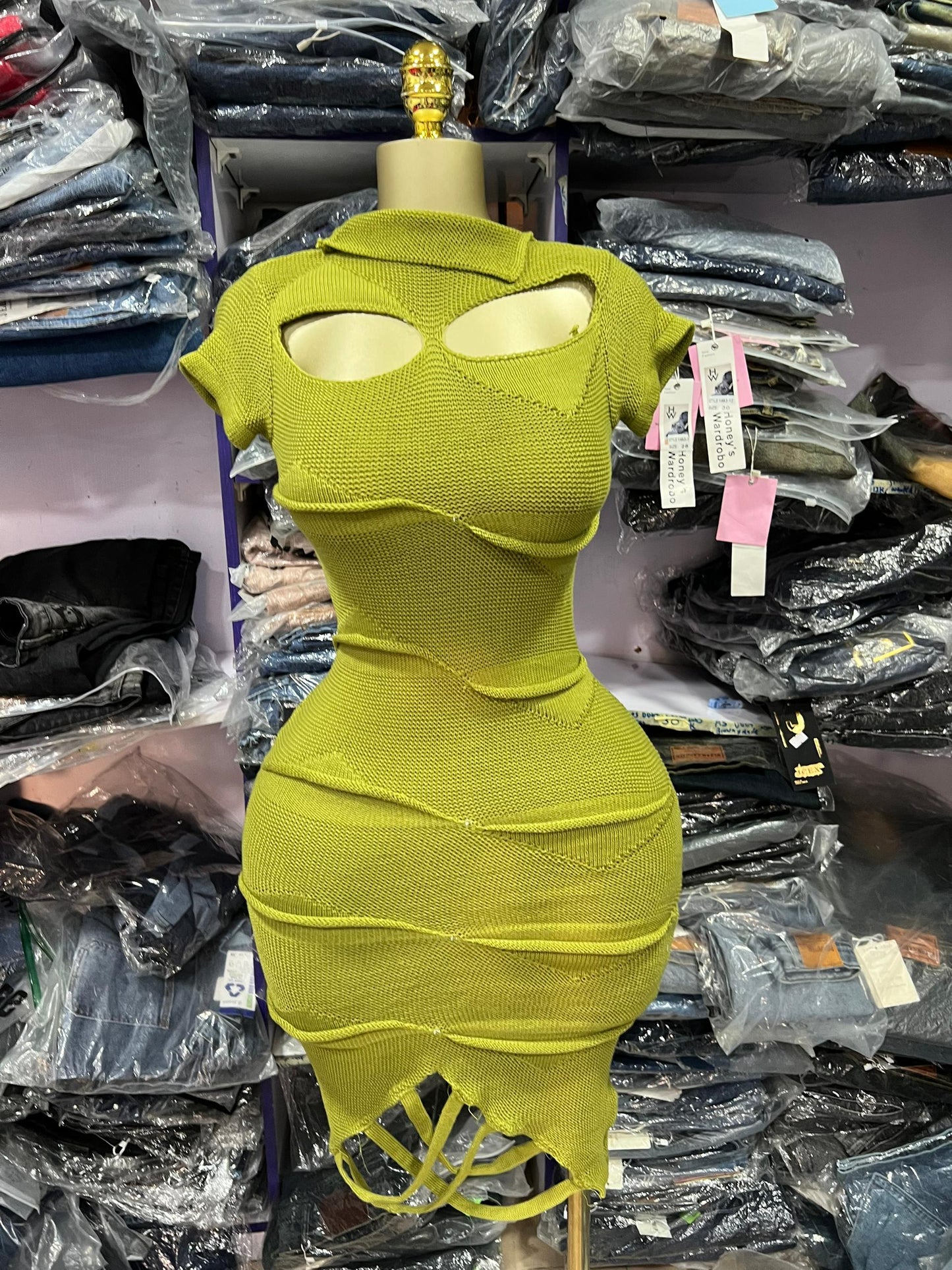 Dress 0008 size 6-16