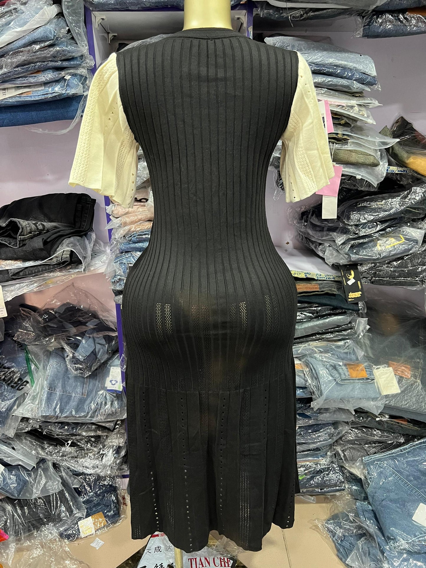 Dress 0010 size 6-16