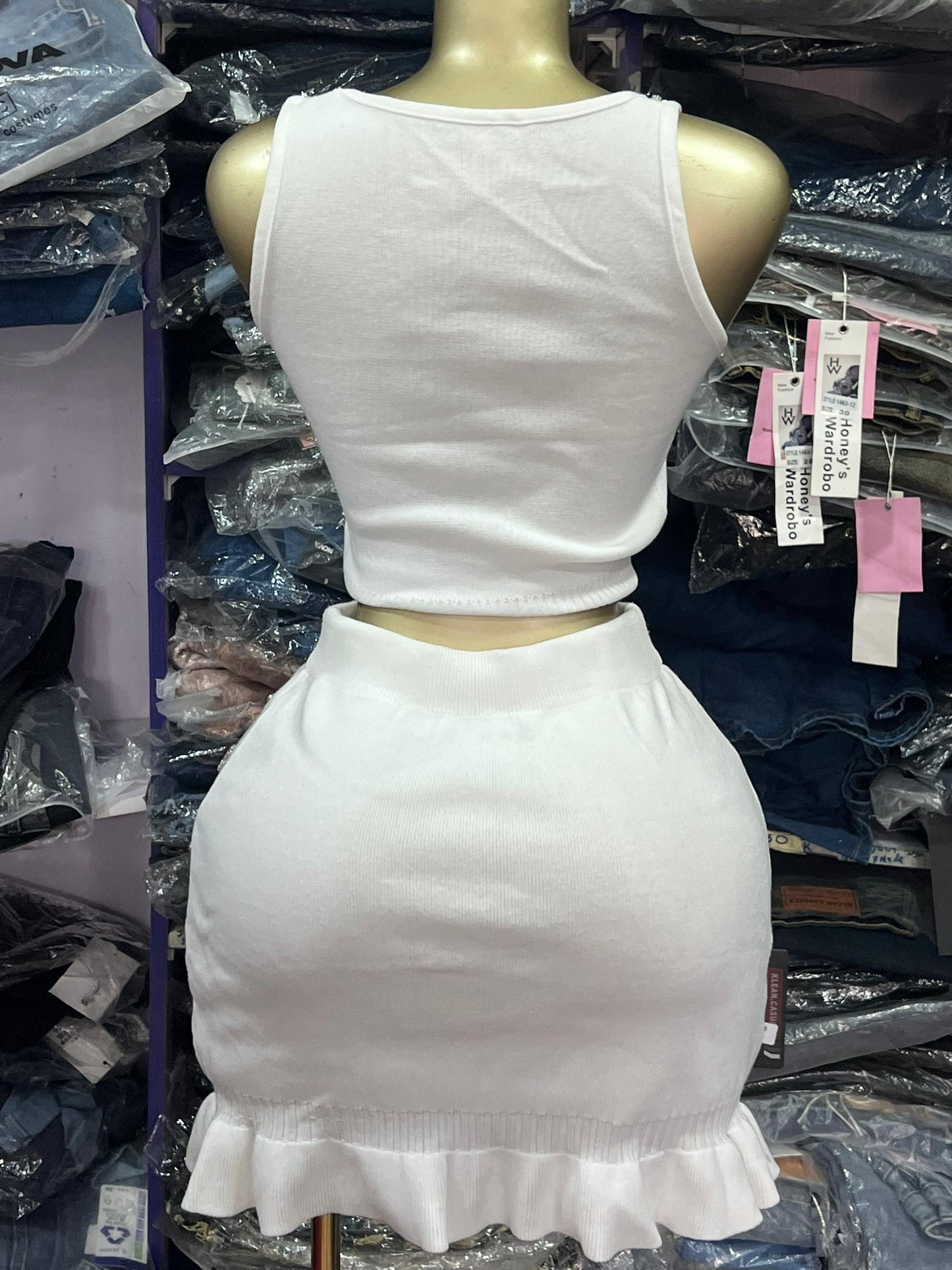 White 2 piece with stone