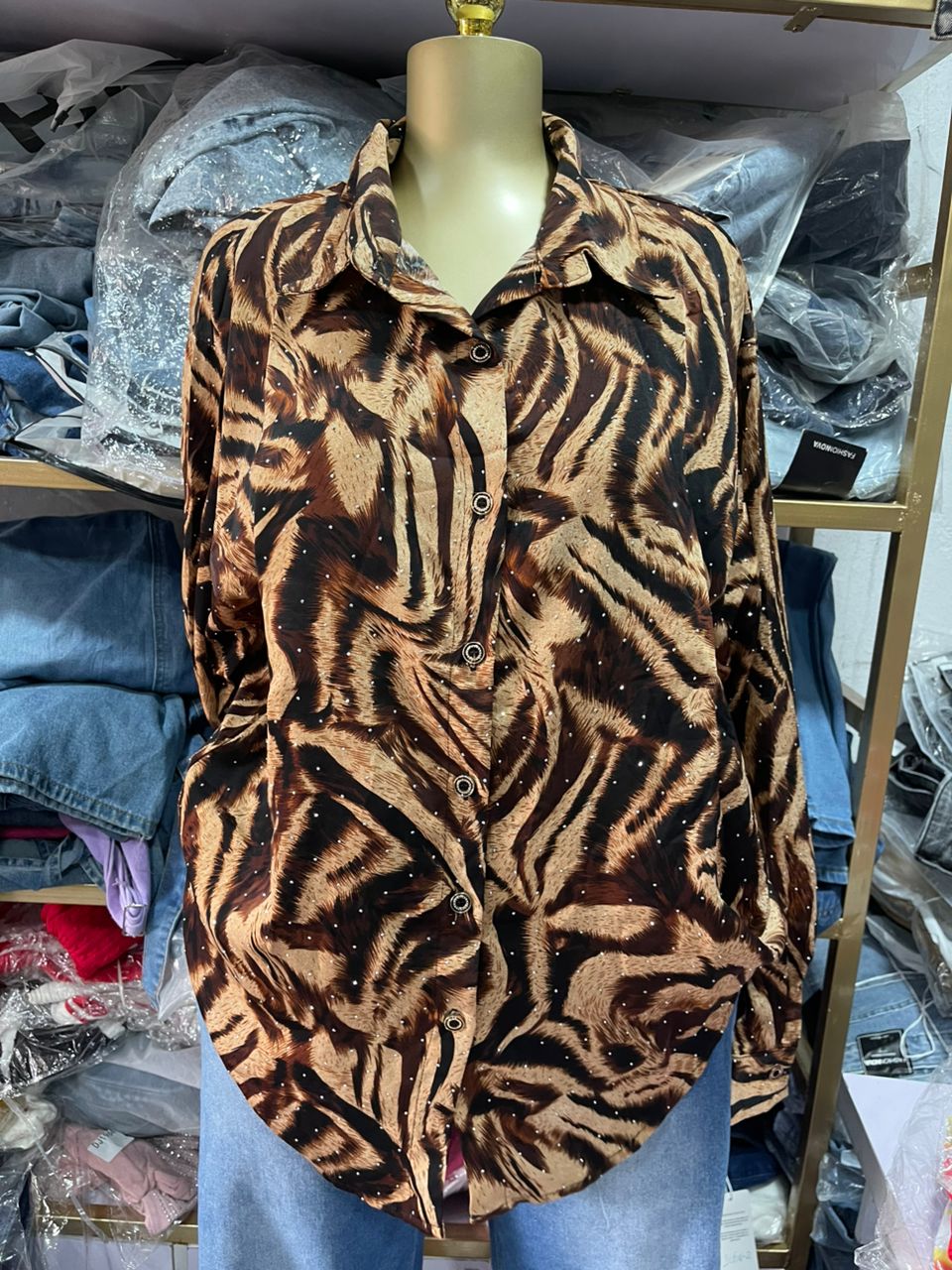 Shirt with stone 7801 size 6-14