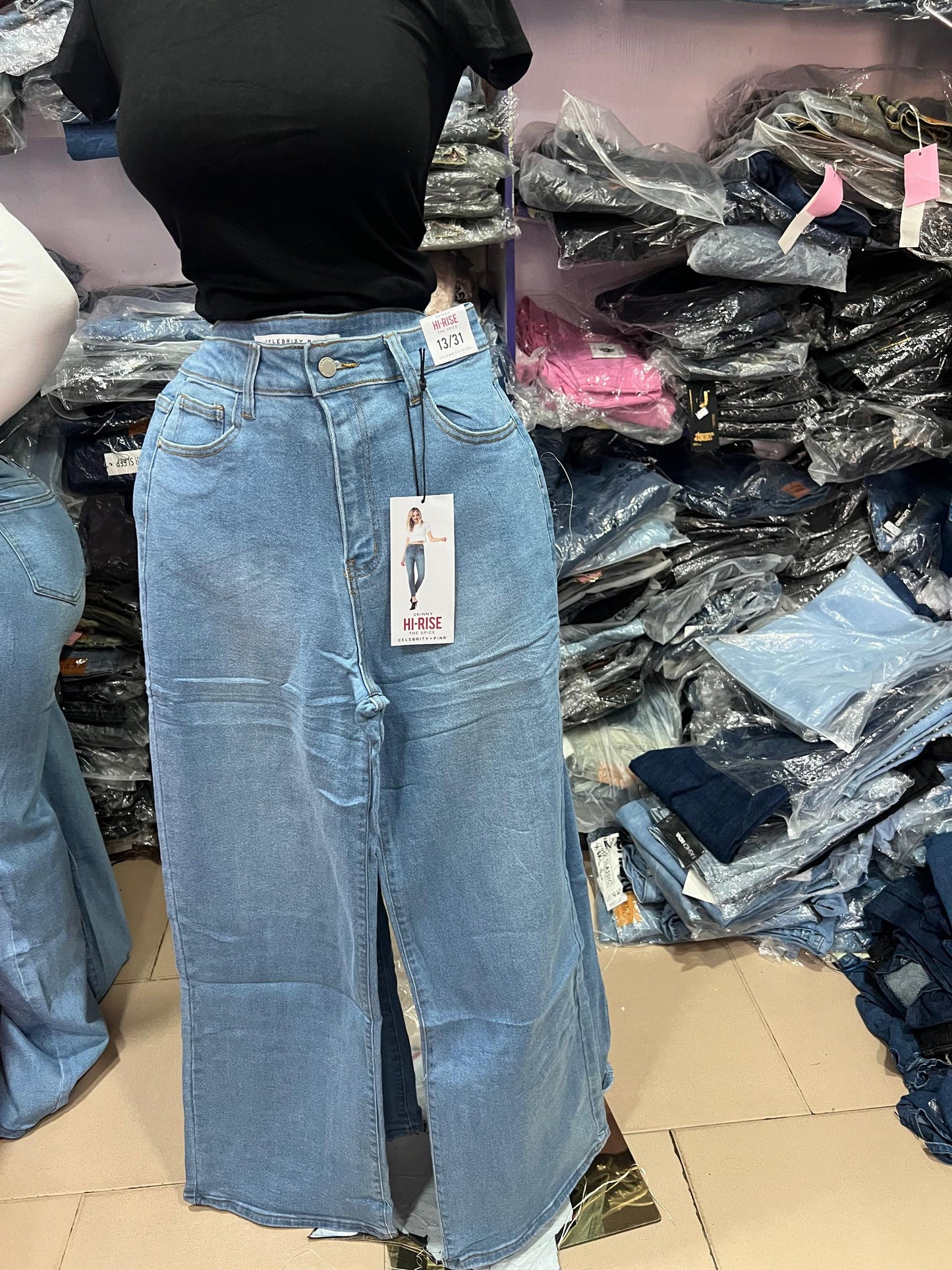 Unripped high rise jean CJ21428F57
