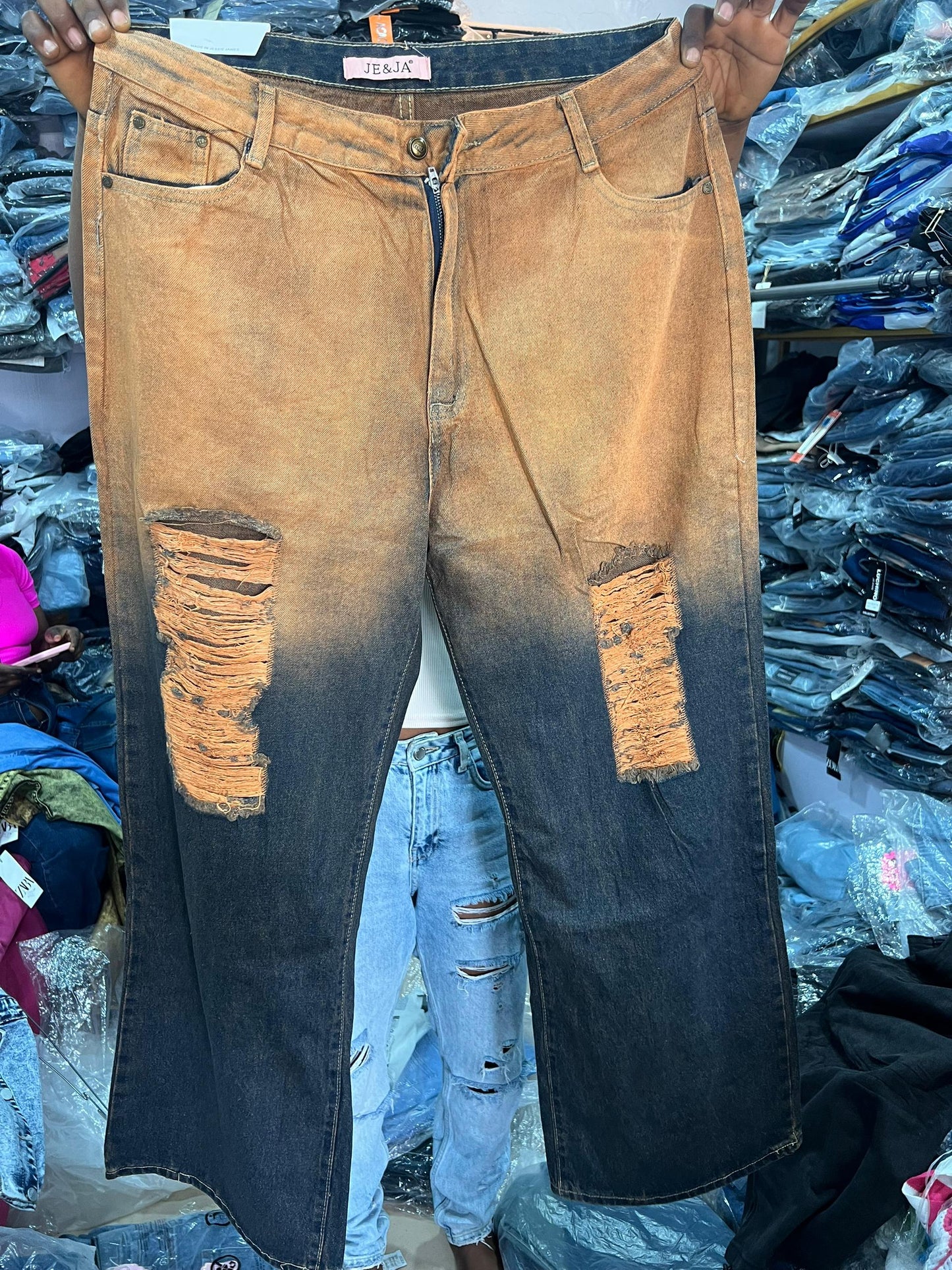 2 toned ripped boyfriend jean J1255