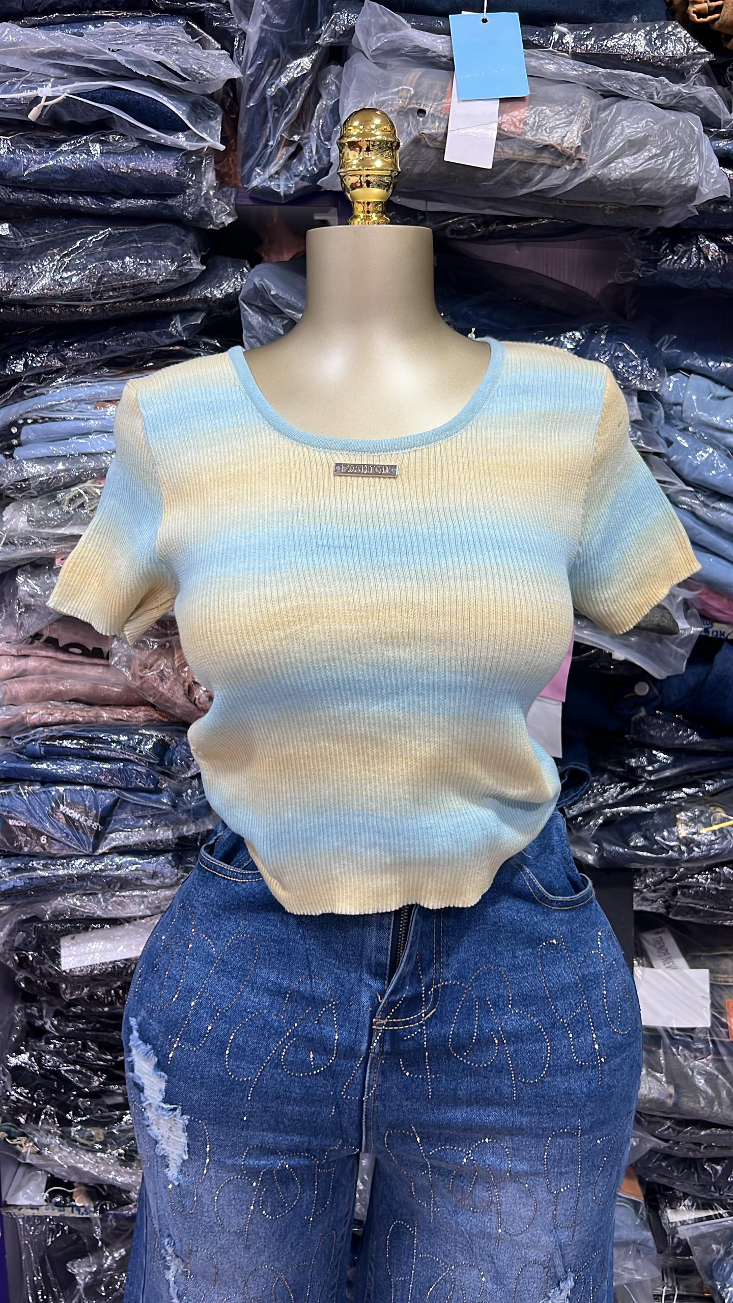 Stripped crop top size6-14