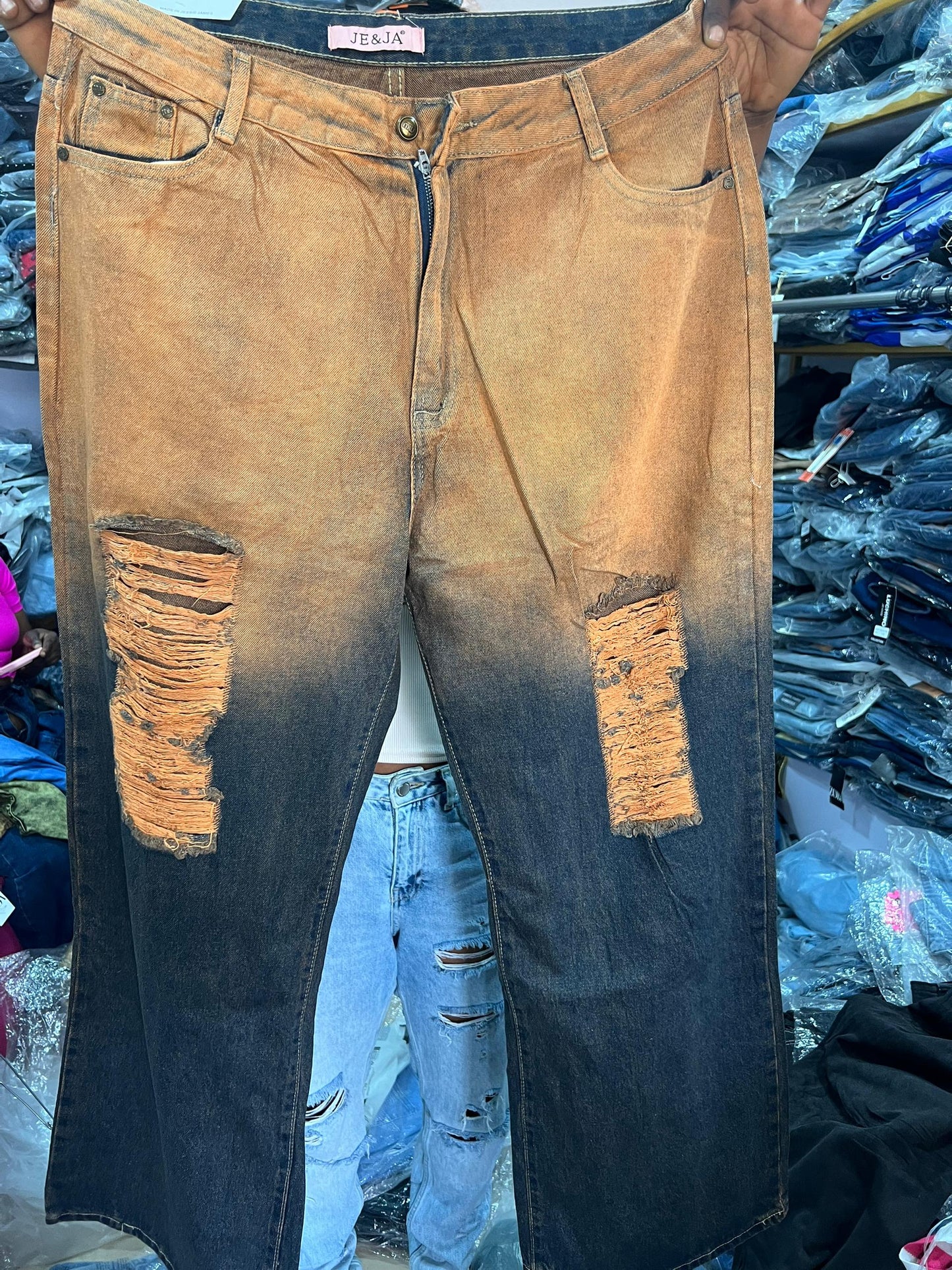 2 toned ripped boyfriend jean J1255
