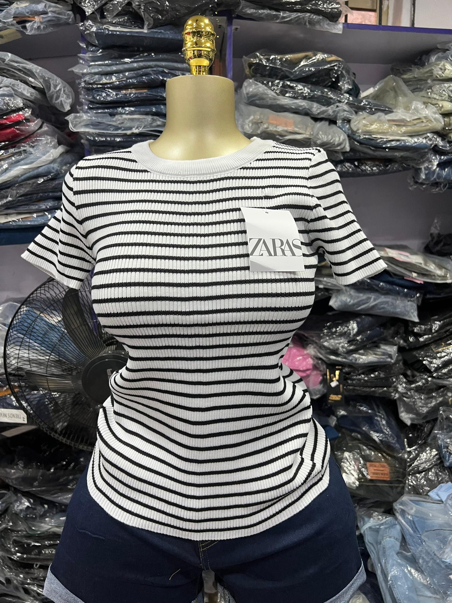 Stripped top E69 size 6-18