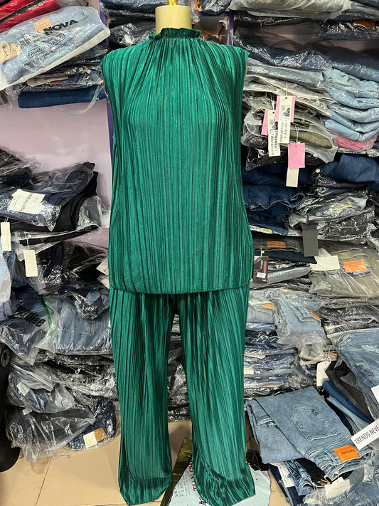 Sleeveless miyaki 2 piece 2326
