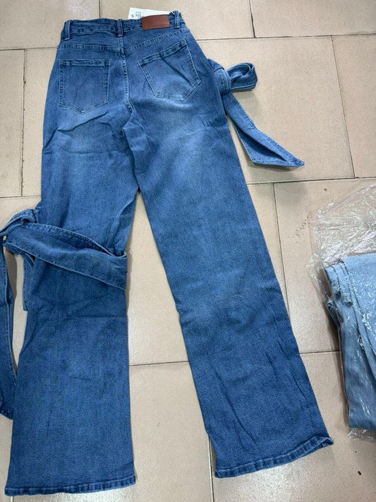 Blue boyfriend jean with rope design 2082
