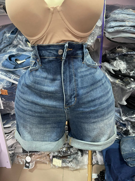 Judy blue short 150246