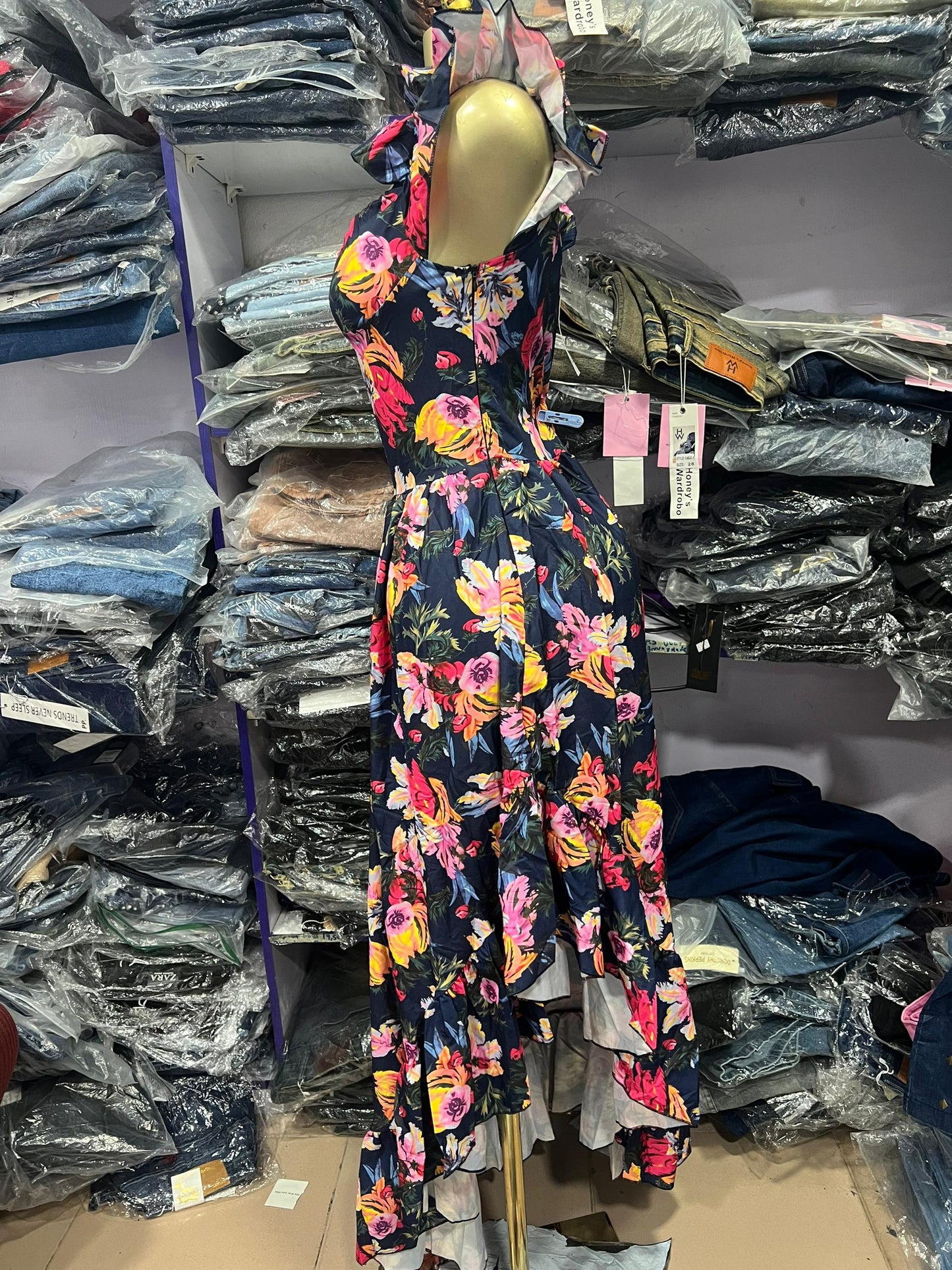 Maxi floral dress size 10-16